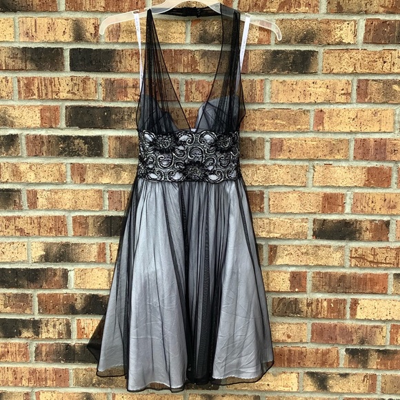 Zum Zum by Niki Livas Dresses & Skirts - Zum Zum by Niki  Livas short formal dress